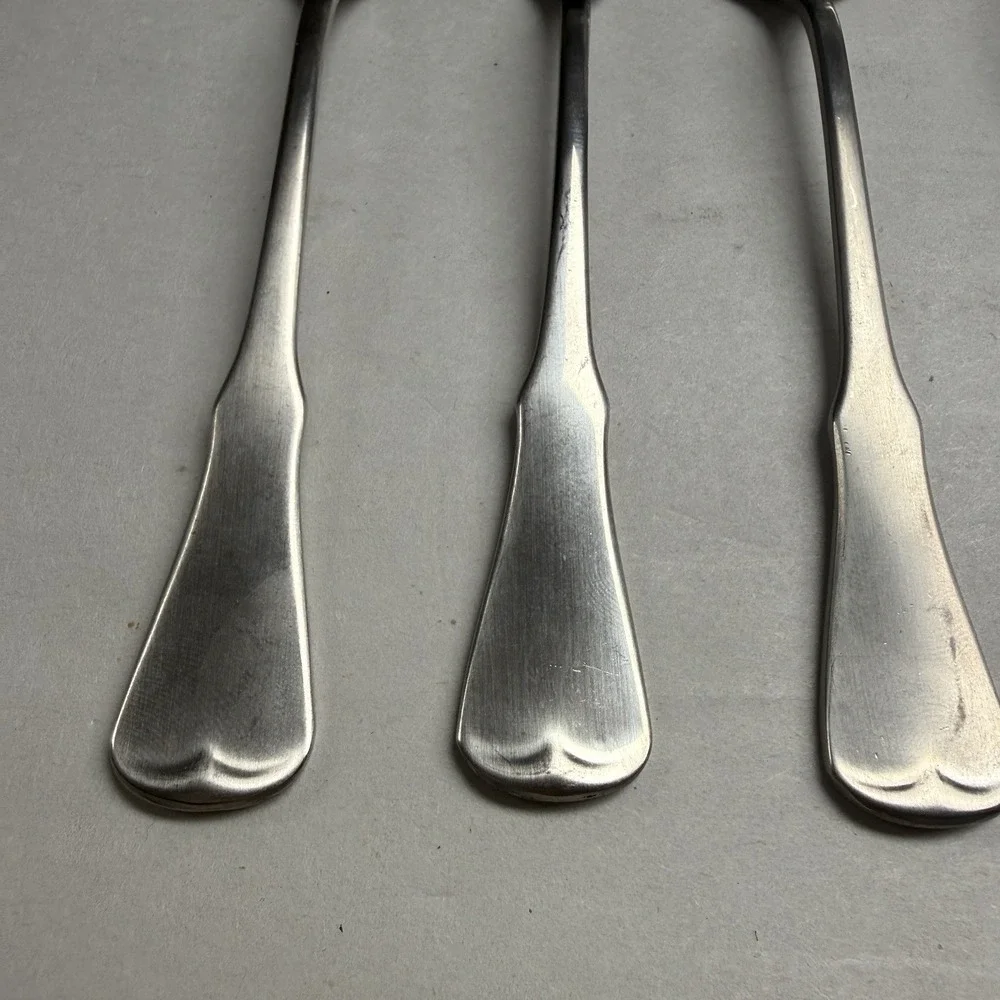 Oneida Community Patrick Henry 3 Salad Forks 1 Soup Spoon Stainless Flatware